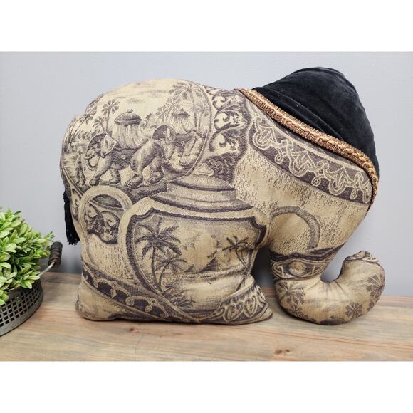 Luxury Tapestry Safari Elephant Throw Pillow Tassel Velvet - Picture 1 of 9